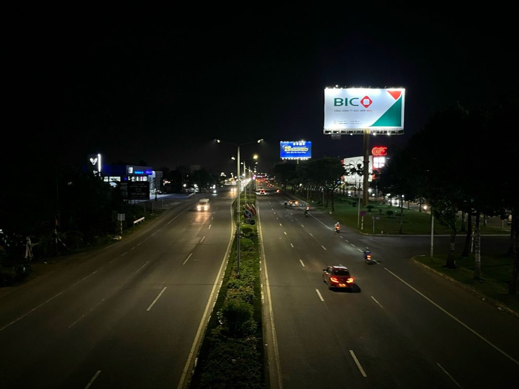 Đèn LED quảng cáo là gì?